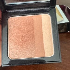 Bobbi Brown Radiant Bronzer Quad in Peach, Warm Tan & Champagne